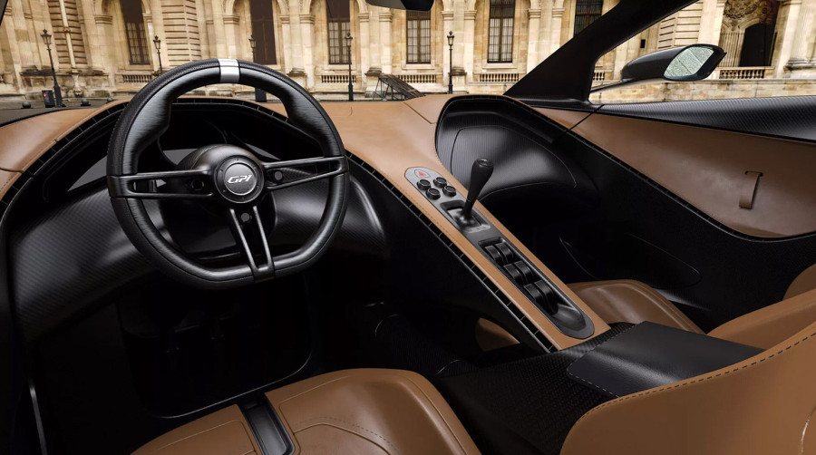 Ovaj superautomobil ima V12 sa 800 KS i manuelni menjač, a teži manje od Mazde MX-5! FOTO