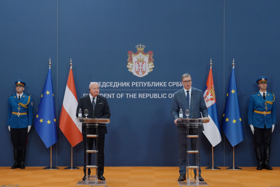 Još jedna laž opozicionih medija: Poseta austrijskog kancelara protekla u više nego prijateljskoj atmosferi