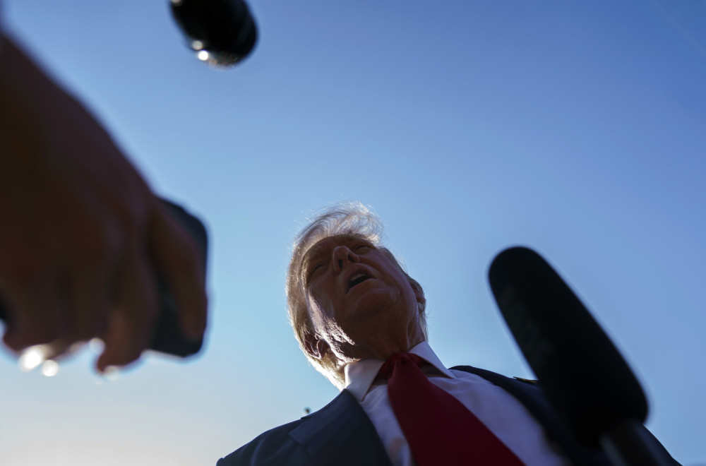 Potpuni raspad Evrope; Sad se Tramp pita