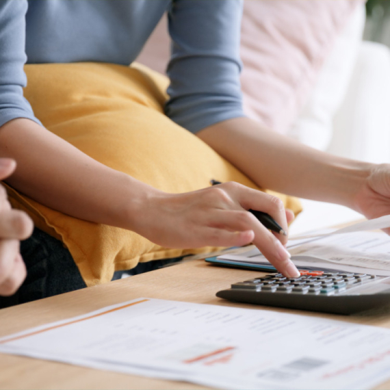 Koliku platu očekuju Srbi, a koliku ljudi u regionu