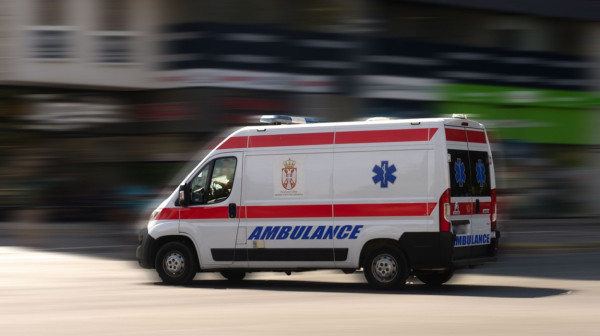 Teška saobraćajna nesreća u Novom Sadu: Muškarac teško povređen