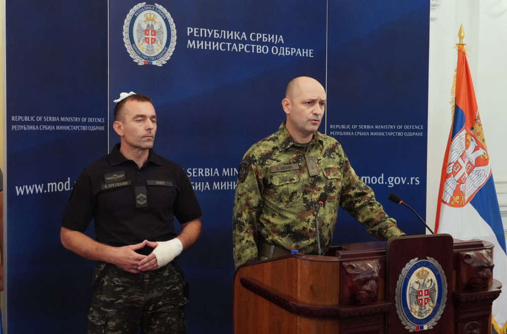 Vojni vrh o nasilju blokadera: Kamenjem, palicama i bakljama napadnute "Kobre"; Povređeno 7 vojnika