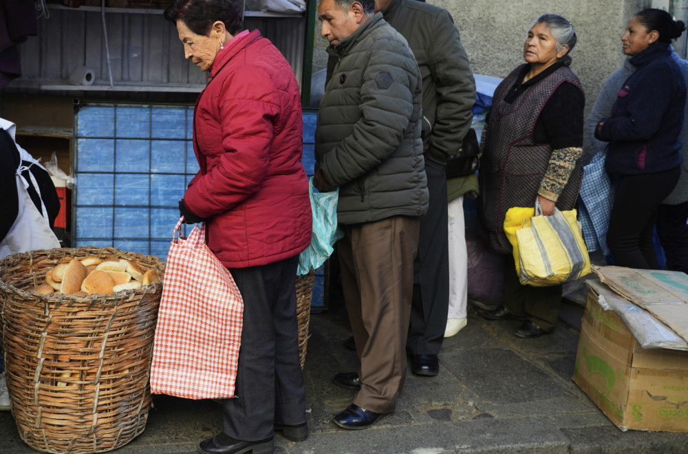 Država na ivici ekonomske katastrofe: Besni bitka oko hleba