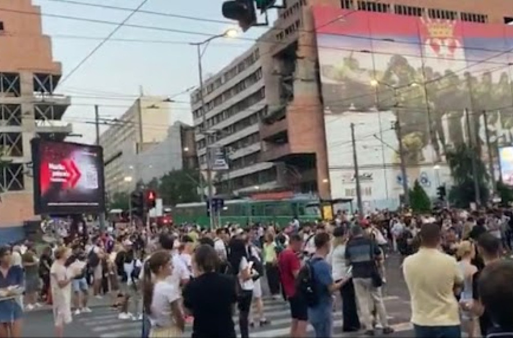 Novi sramotan čin blokadera: Slave zloupotrebu dece na RTS-u