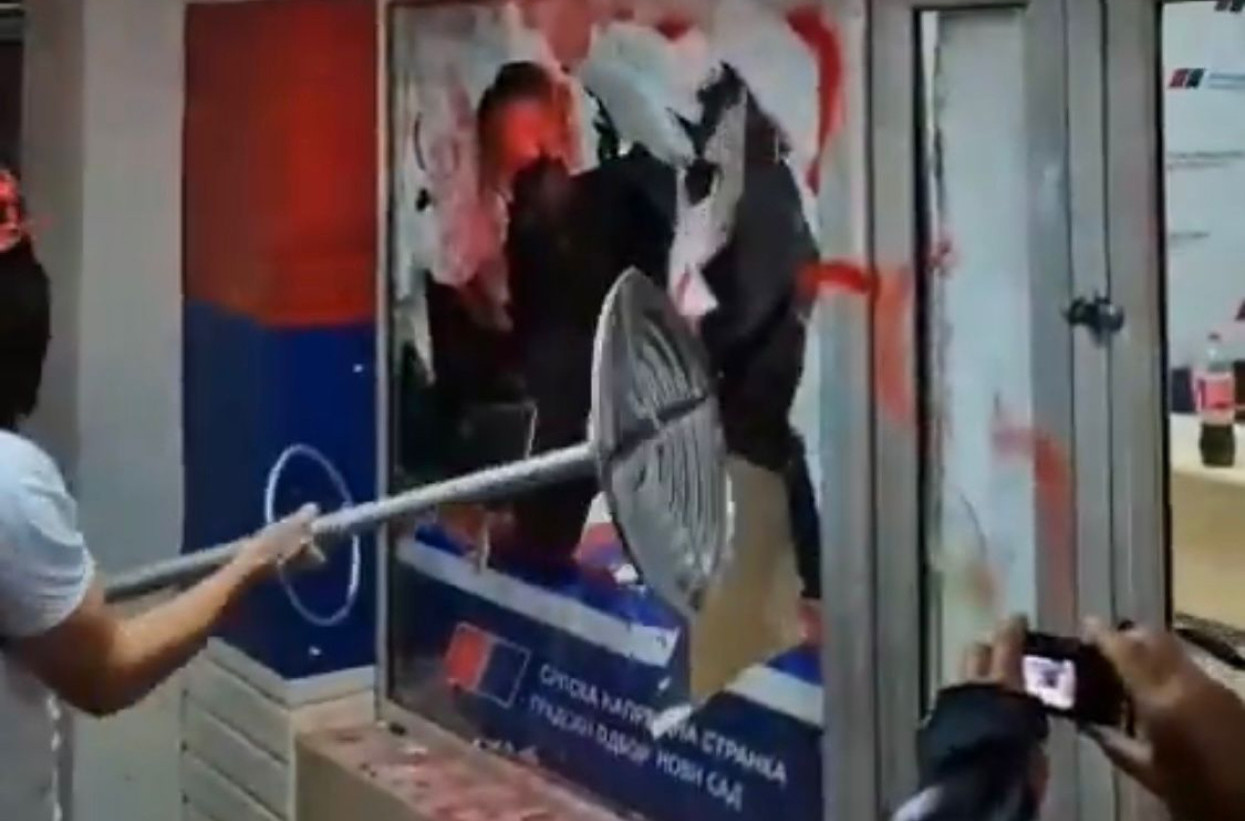 Vučević o demoliranju prostorija SNS u Novom Sadu: "Pola sata su razvaljivali" VIDEO