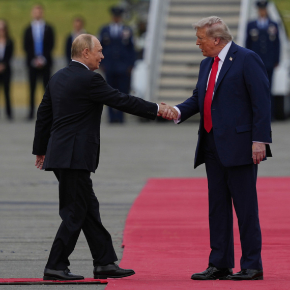 "Samo nam se smeje"; Putin sprema zamku za Zapad?