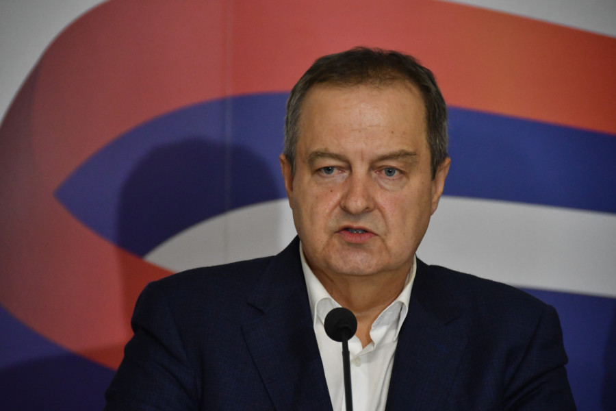 Dačić: Došli su s namerom da povrede policajce; 38 lica uhapšeno