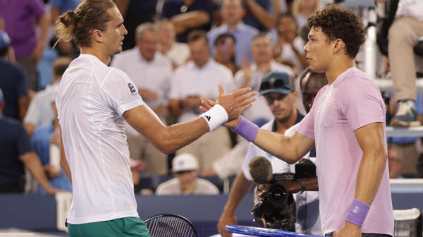 Bruka na domaćem terenu – Zverev "zgazio" Šeltona, sledi Alkaras! VIDEO