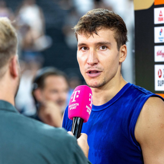 Bogdan "pecnuo" Pešića: "I on još uvek vežba!" VIDEO