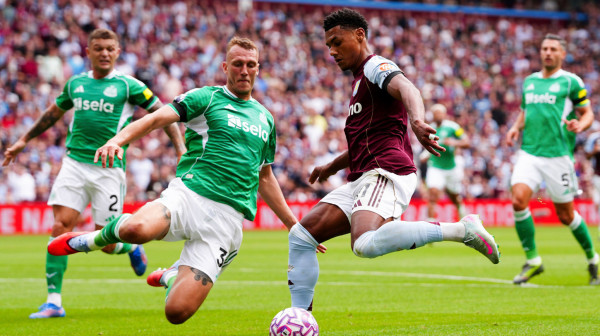 "Nula" na terenu i na semaforu – Vila se spasla crvenim kartonom i srećom VIDEO