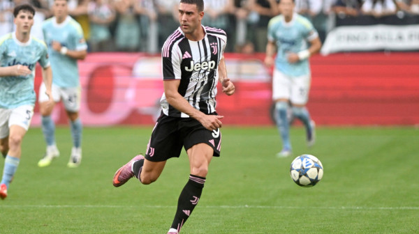 Italijani lansirali "bombu": Barselona ozbiljno "zagrizla" za Vlahovića