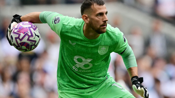 Golman Barnlija prva "žrtva" novog pravila Premijer lige