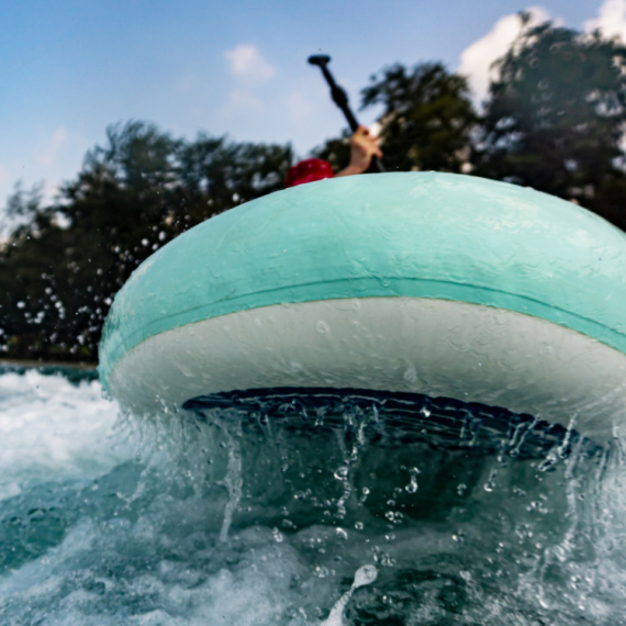 Drama u Hrvatskoj: Žena i dete iz Srbije usred bure i visokih talasa, reagovala pomorska policija
