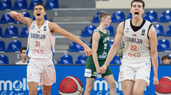 Srbija je prvak Evrope! "Orlići" ludim preokretom bacili Litvance na kolena i ispisali istoriju