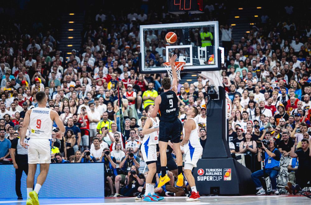 Čitaoci B92.sport: Srbija vrlo dobra – Jović odličan, Tristanu jaka četvorka FOTO