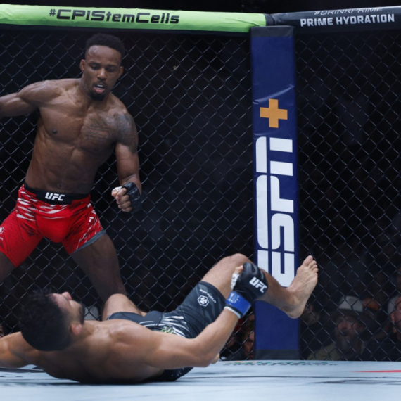 Spektakularno i brutalno: Nokaut o kom priča ceo svet VIDEO