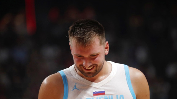 Povređeni Dončić "počastio" sudije VIDEO