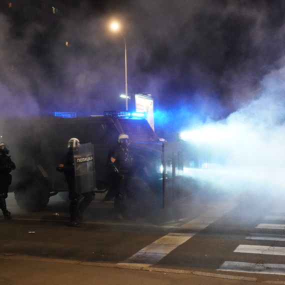 Blokaderi plasirali sramne laži: "Korišćen je zvučni top" – a onda je odjeknula tišina