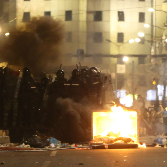 Vučić calls on blockaders for dialogue: "Let's talk; Justice must be served, but not in the streets"