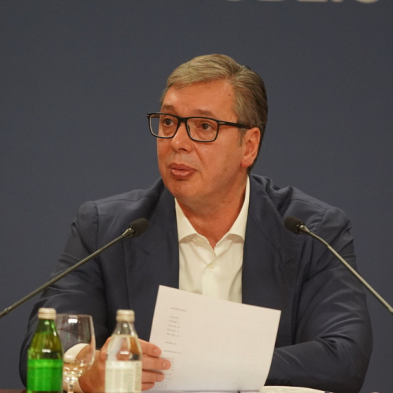 Važna vest za građane: Vučić sa timom za vikend predstavlja paket ekonomskih mera