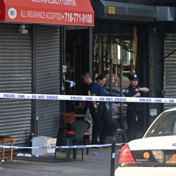 Masovna pucnjava: Naoružani ljudi otvorili vatru u restoranu; Pronađeno 36 čaura; Ima mrtvih VIDEO