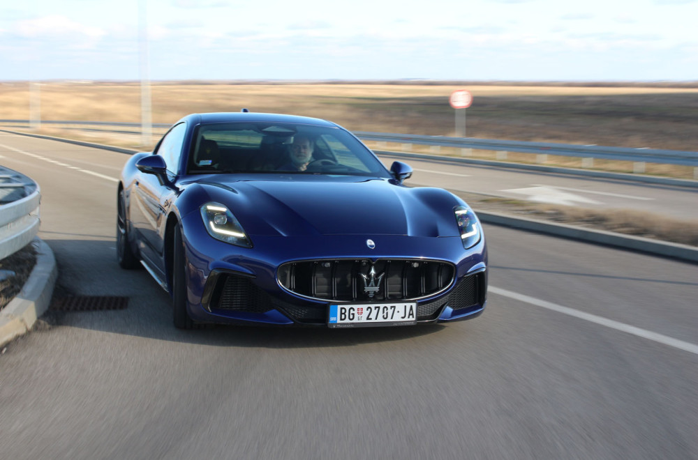 Test: Maserati GranTurismo Trofeo – Neptunova prevlast