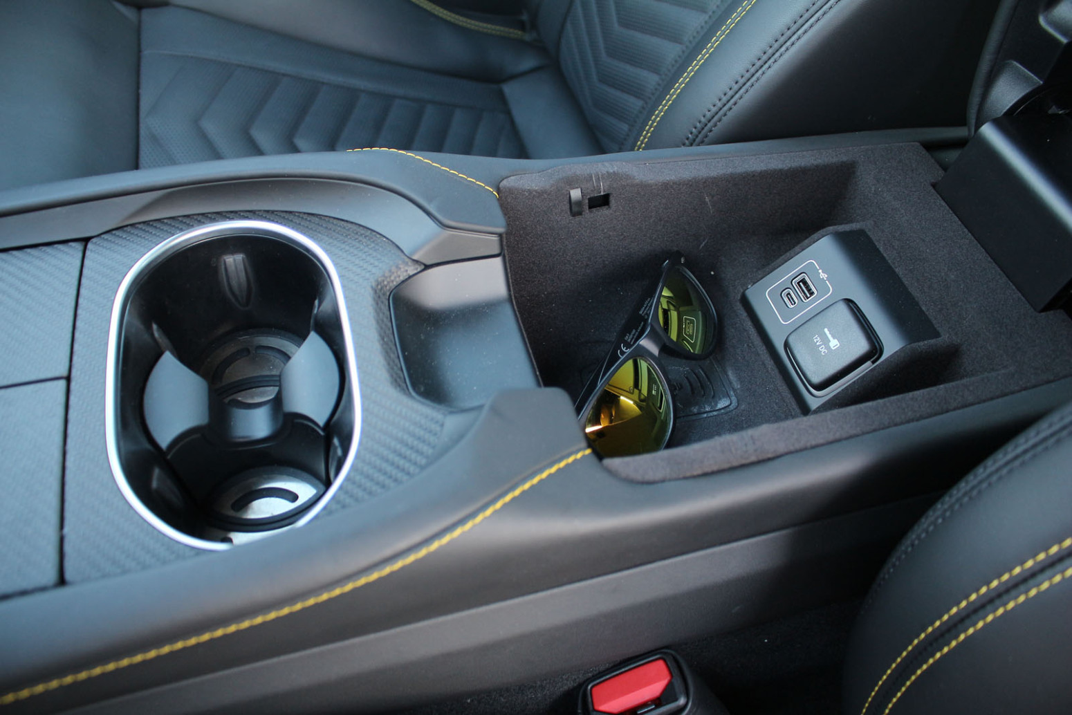 Test: Maserati GranTurismo Trofeo – Neptunova prevlast