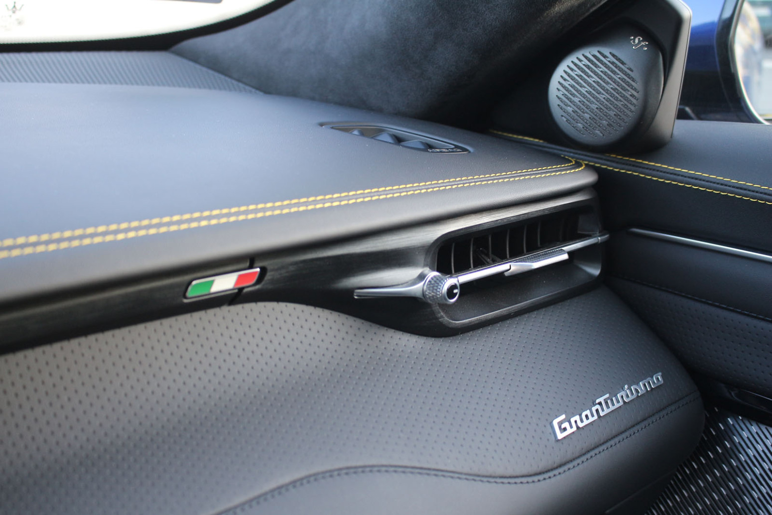 Test: Maserati GranTurismo Trofeo – Neptunova prevlast