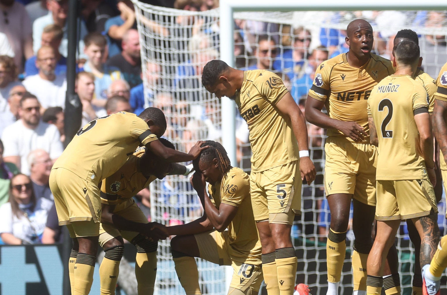 Palas odoleo Čelsiju, Milenković startovao pobedom