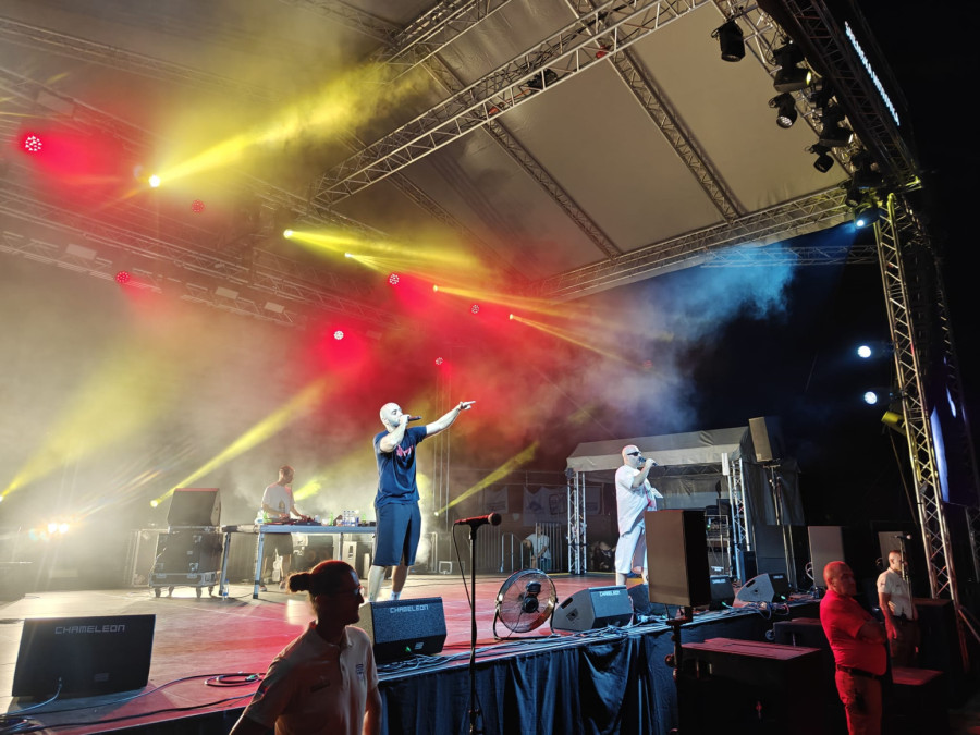 Art Front festival ponovo oživeo Mitrovicu - hiljade ljudi uživalo u muzici i posebnoj energiji