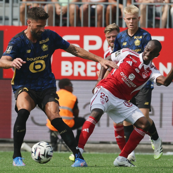 Rikošet spasao PSŽ – Žiru ekspresno do gola po povratku u Evropu VIDEO