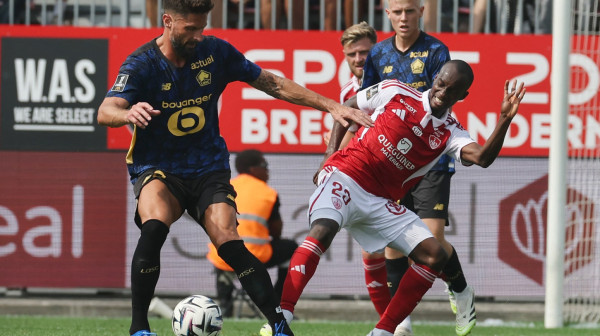 Rikošet spasao PSŽ – Žiru ekspresno do gola po povratku u Evropu VIDEO