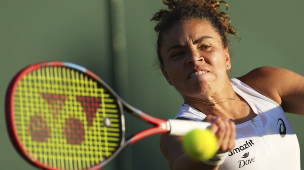 Paolini posle tri seta u finalu Sinsinatija