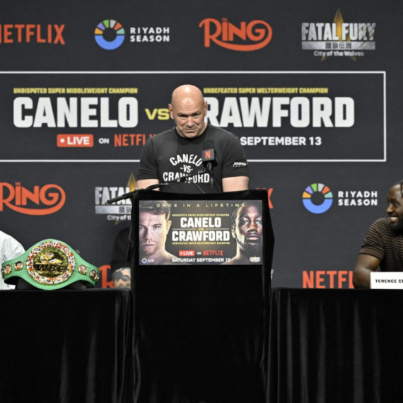 Spektakl ili marketinški trik? VIDEO