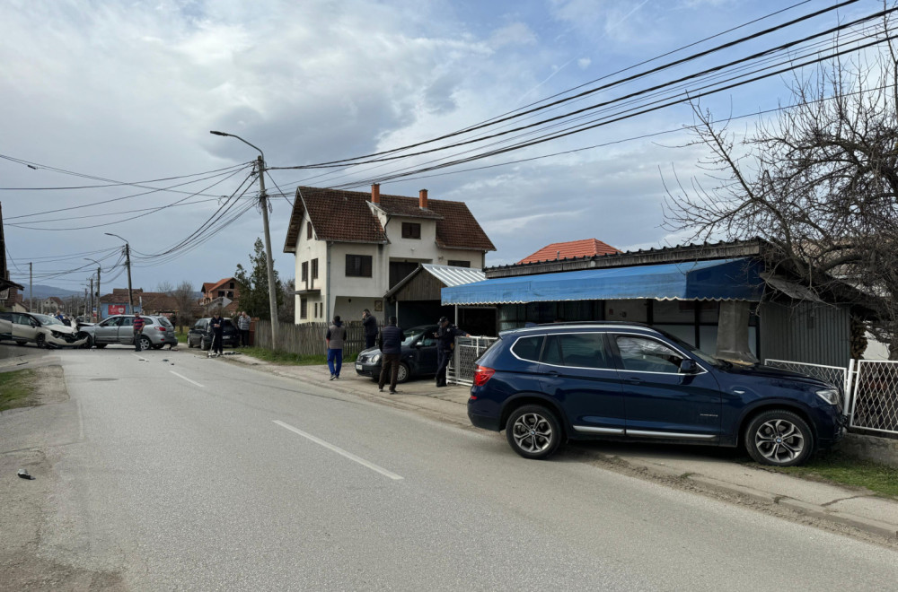 Skoro svaki dan dođe do saobraćajne nezgode, vozila uleću u dvorište: U dve ulice meštani strahuju