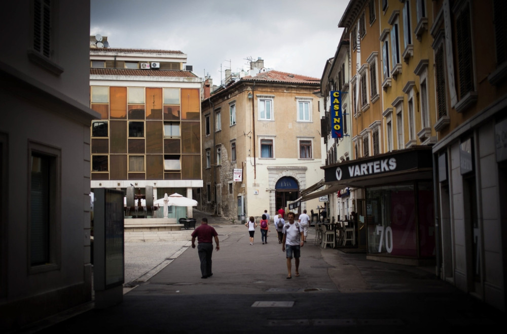 Jugoslovenski gigant se pretvara u prah: Počinje rušenje, niče tržni centar