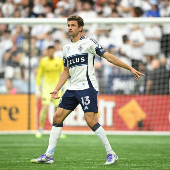 Tomas Miler posle 25 godina u dresu koji nije Bajernov FOTO/VIDEO