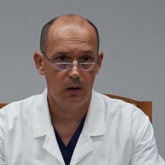 Lončar: Izloženi smo najjezivijim napadima; Monstruozna laž je da je dete u Valjevu umrlo