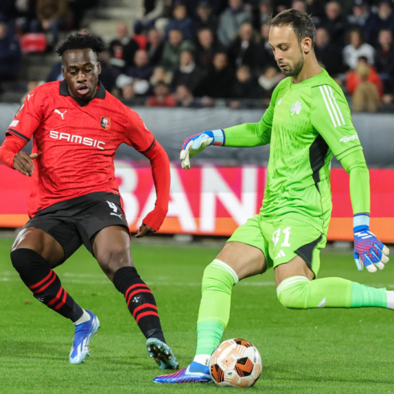 Milenkovićevi "šumari" sve jači