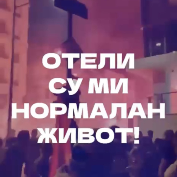 VIDEO Građani ogorčeni zbog nasilja blokadera: "Napadaju mi kuću"; "Oteli su mi normalan život"; "Hoću mir"