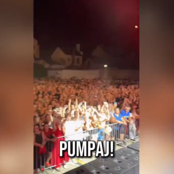 Blokaderi planiraju da dovedu Severinu da peva u Srbiji; Uglas poručuju: Srbi su genocidni VIDEO