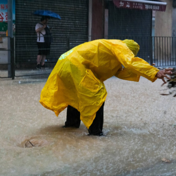 Potopljeno kamp naselje: Ima mrtvih i nestalih; Uvedene vanredne mere FOTO/VIDEO