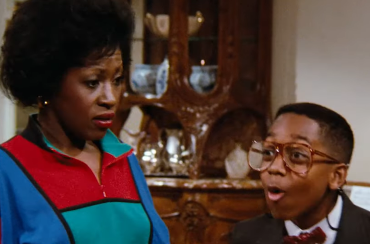 Čuvena hit serija iz devedesetih se vraća VIDEO