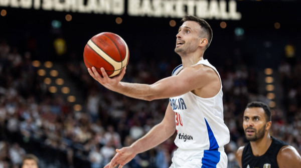 Avramović: "Možemo da razmišljamo o tome da se ložimo"