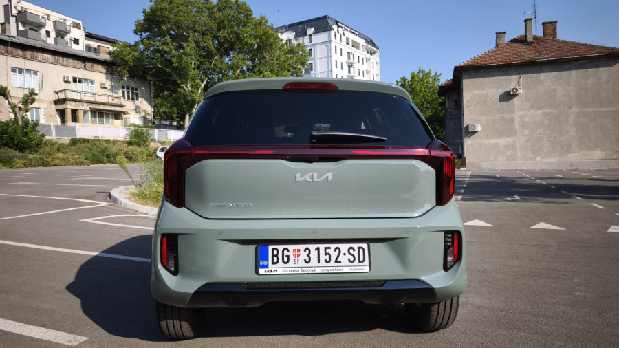 Vozili smo: Kia Picanto 1.2 MPI EX Style – gradski zvrk koji zna koliko može