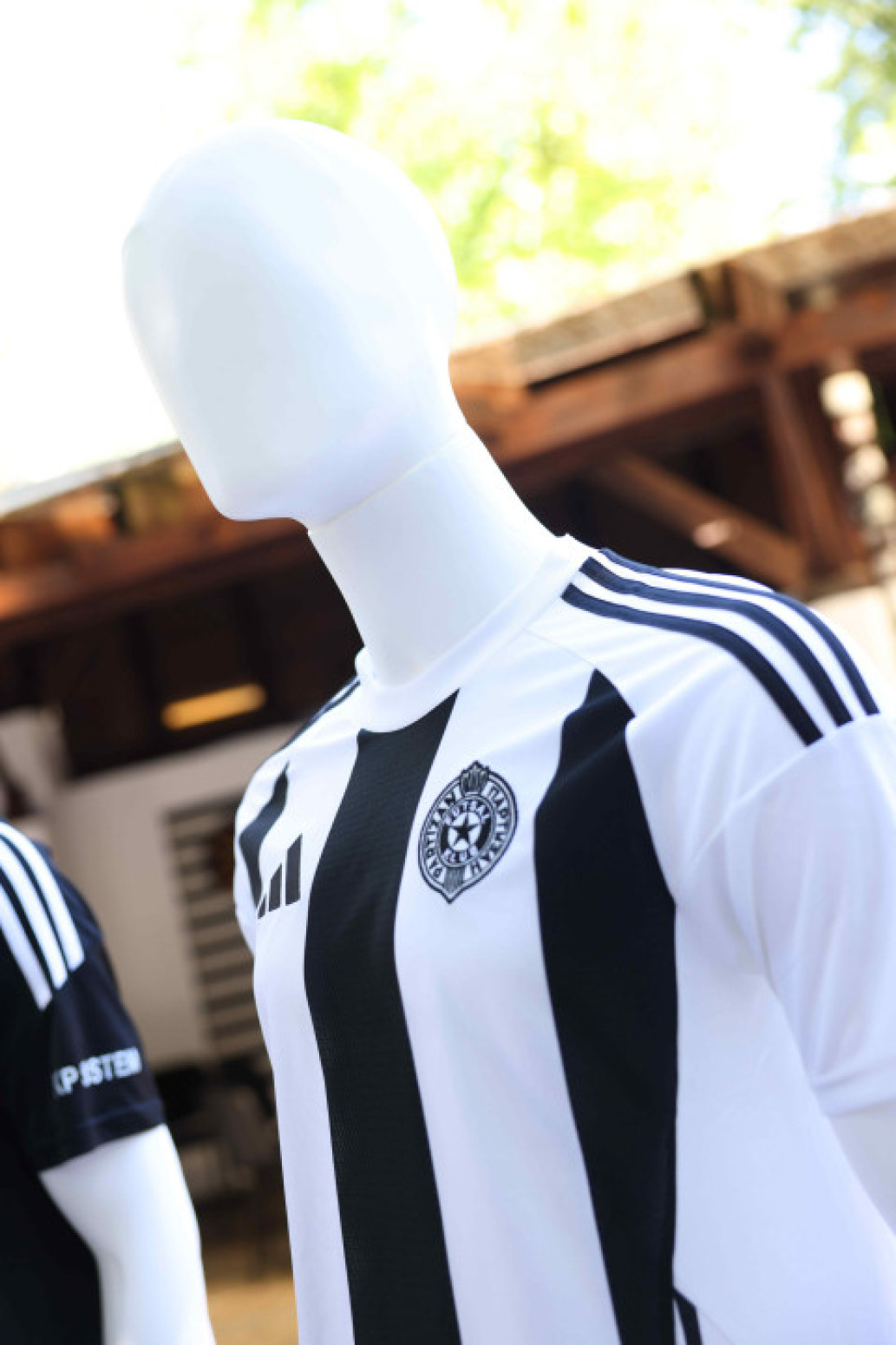 Partizan promovisao novi dres za početak sezone FOTO