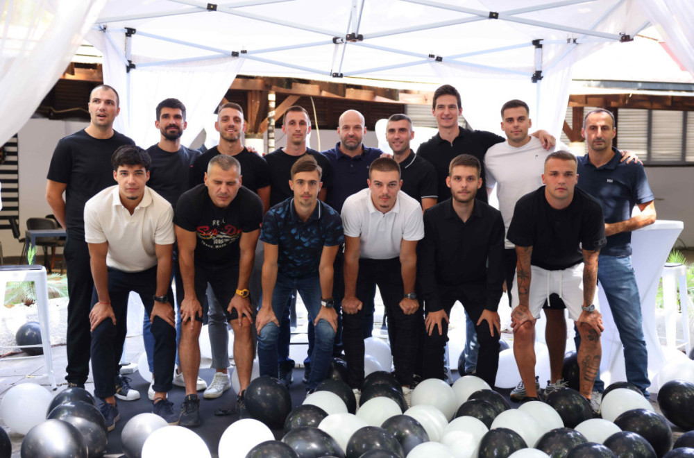 Partizan promovisao novi dres za početak sezone FOTO