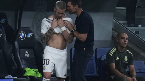 Mbape sa penala doneo trijumfalan debi Ćabiju Alonsu