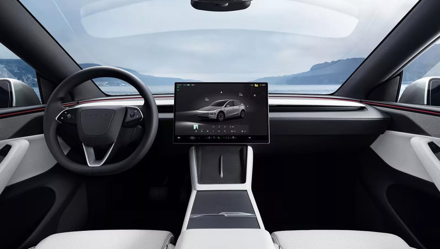 Tesla Model Y postaje duži i skuplji uz novu konfiguraciju sa šest sedišta FOTO