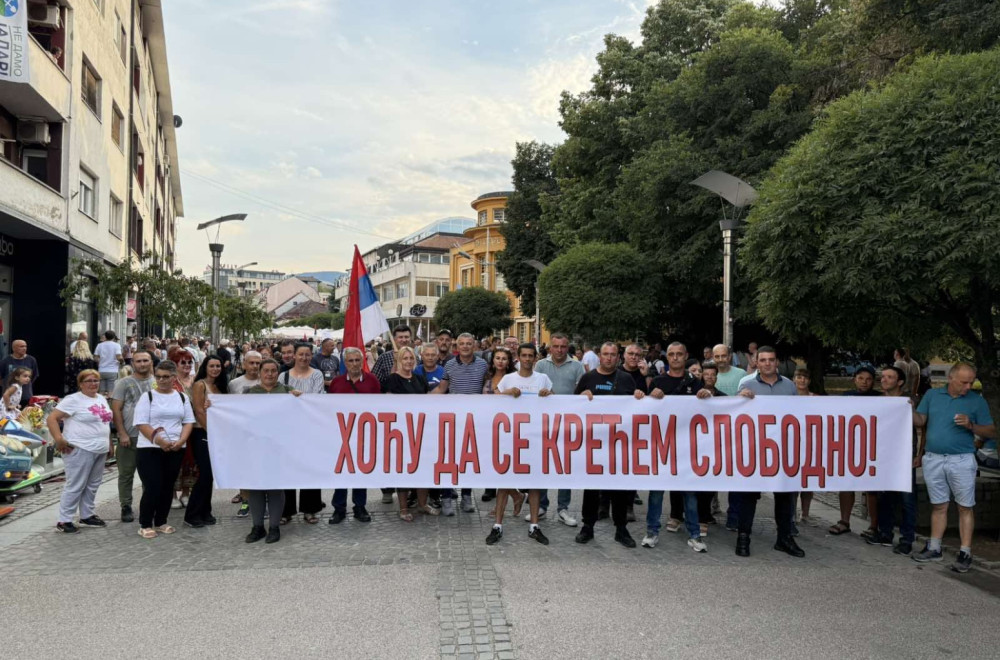 Građani Apatina, Kikinde, Šida, Subotice ustali protiv blokada; Hoću moju Srbiju nazad FOTO/VIDEO